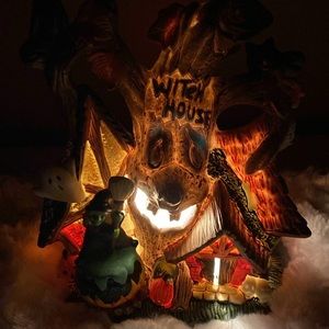 Spooky Hollow light Up Witch House